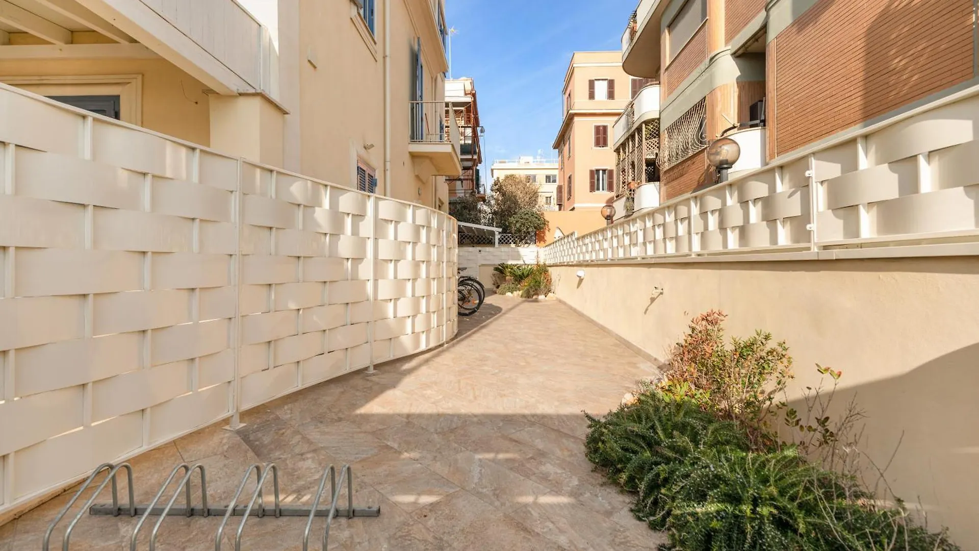 La Caravella 2 : Lido Di Ostia Apartment